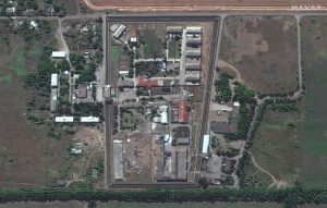 Satellite images of Olenivka explosion show barracks with Ukrainian POWs is the only damaged building