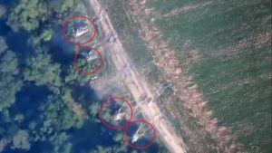 Ukrainian artillery hit Russian Msta-S self-propelled howitzers