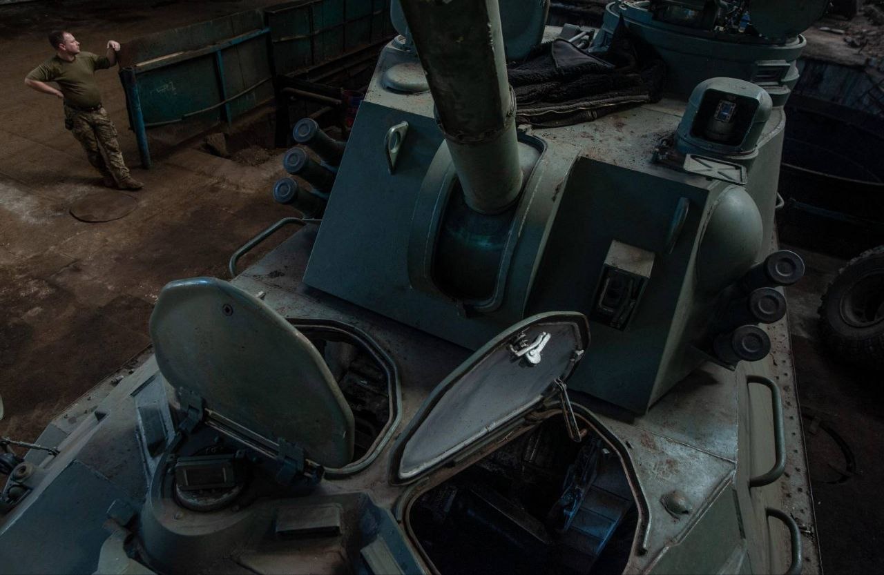 Maintenance Battalion of the 93rd Mechanized Brigade had set up the restoration of the trophy equipment