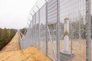 Lithuania completes construction of the fence along the border with Belarus