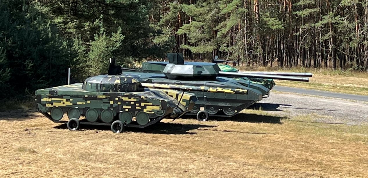 The Bundeswehr received robotic models of Russian tanks - Militarnyi