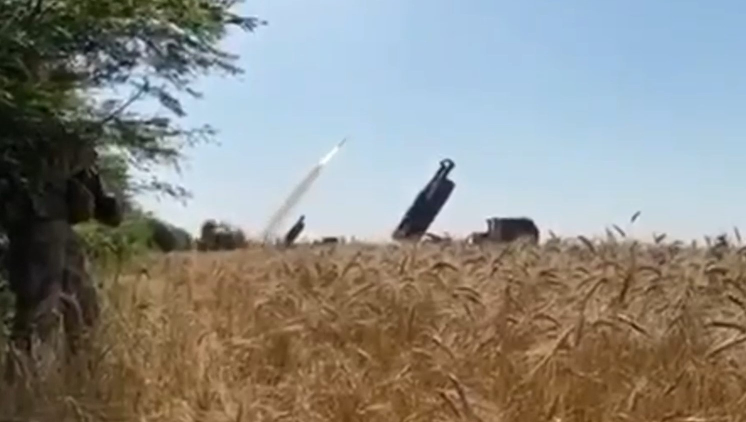 Ukrainian military showed HIMARS firing daylight footage