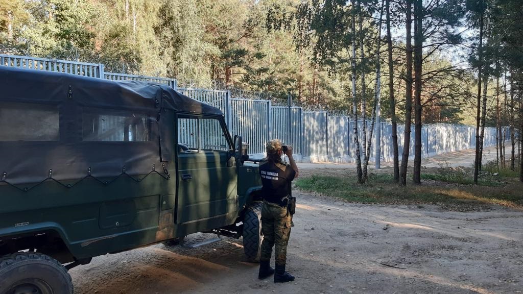 Польща завершила будівництво паркану на кордоні з Білоруссю