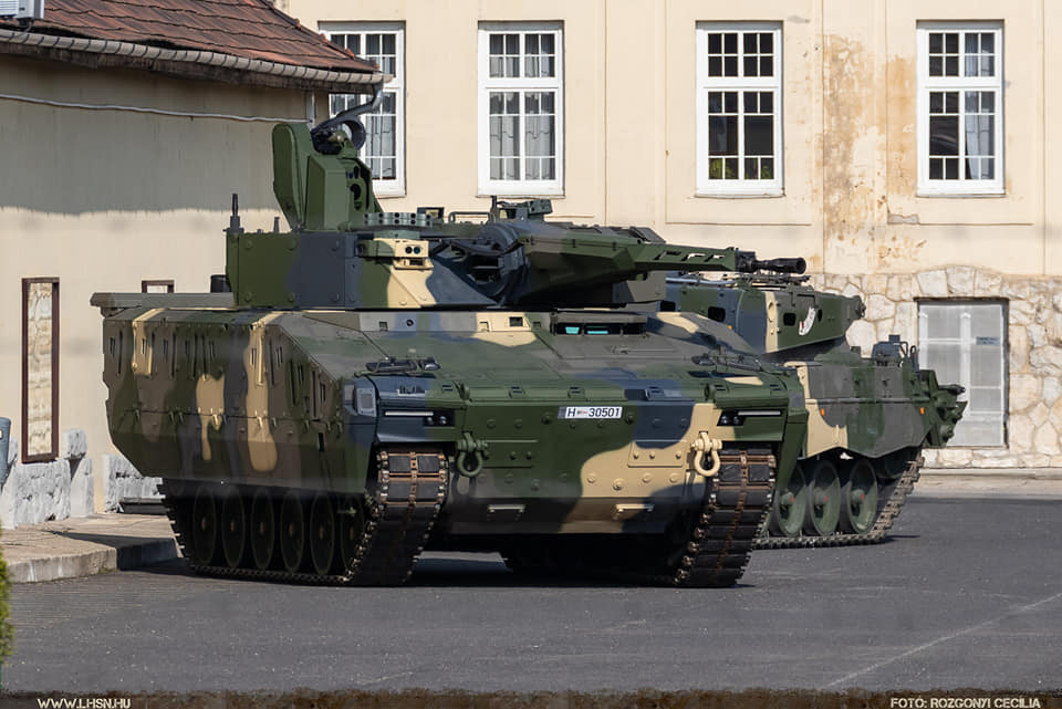 Hungary receives first serial KF41 Lynx infantry fighting vehicles and Buffalo armoured recovery vehicles