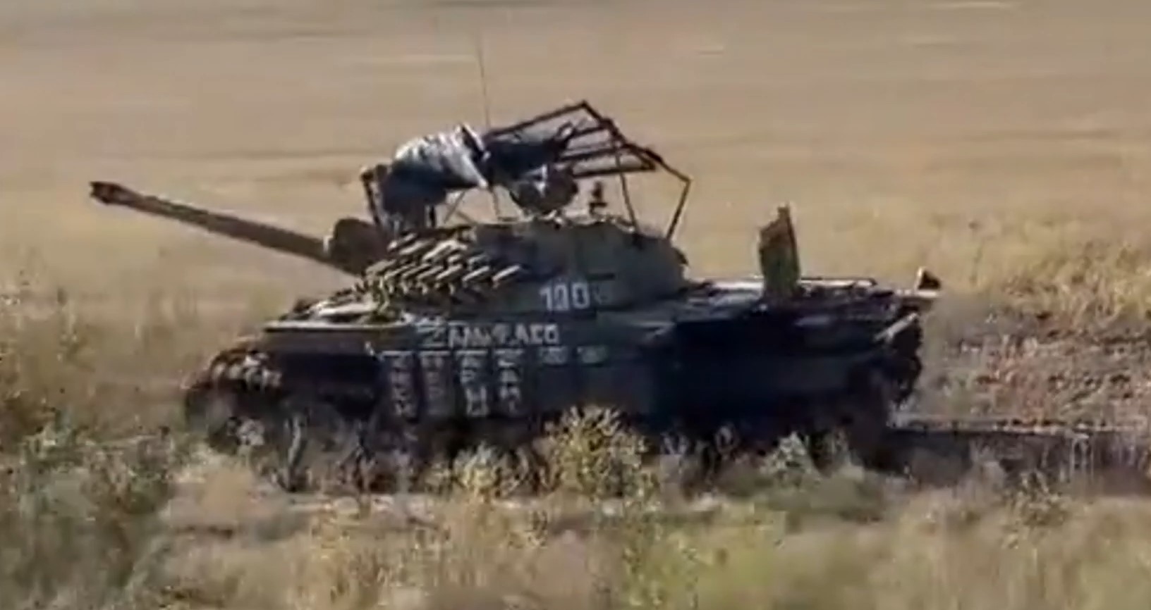 Russian military lost T-62M and T-62МV tanks in Kherson region