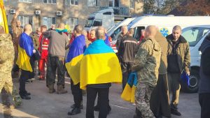 52 Ukrainians released from Russian captivity