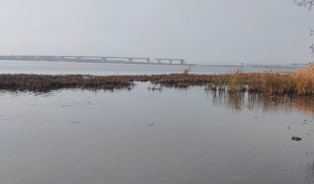 Russians blew up Antonivskyi bridge in Kherson