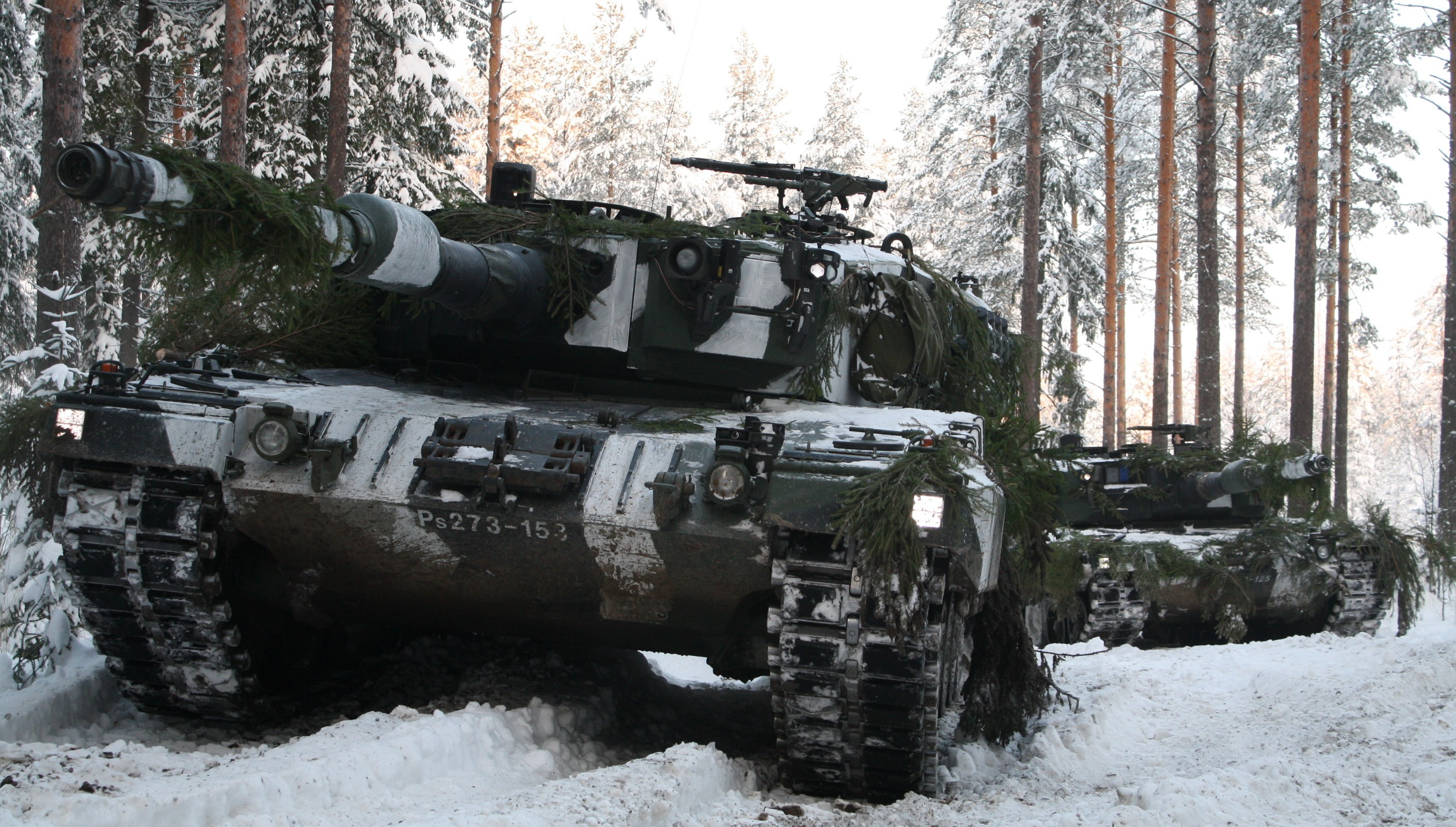 In Norway, contradictions regarding the feasibility of purchasing new tanks arise