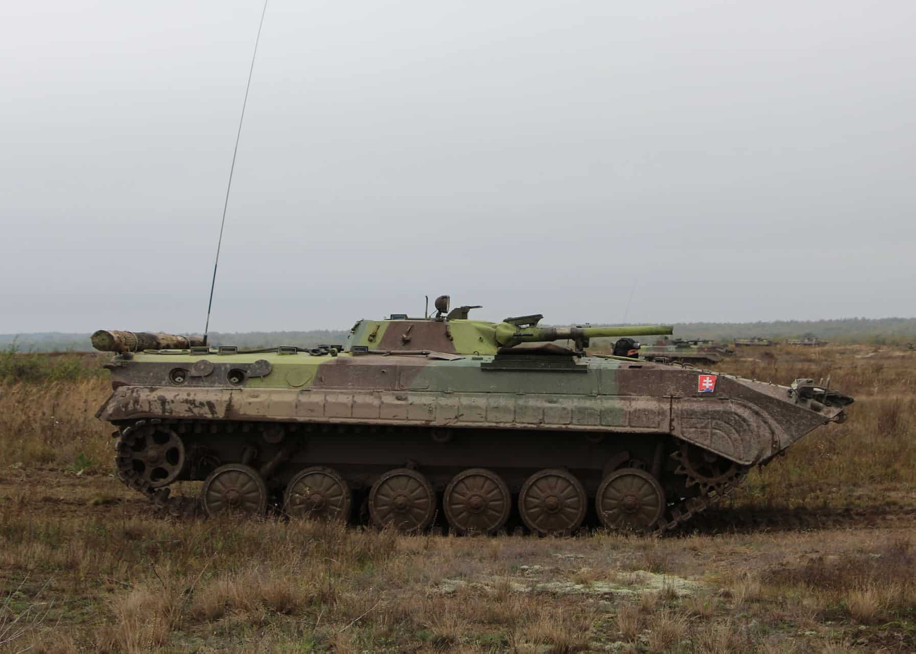 Słowacja przekazała Ukrainie 30 BMP-1