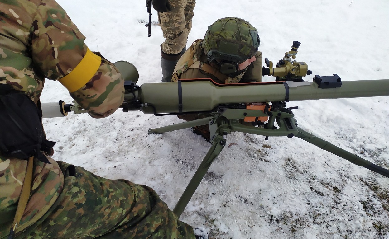 Territorial Defense units armed with Bulgarian ATGL-H recoilless guns