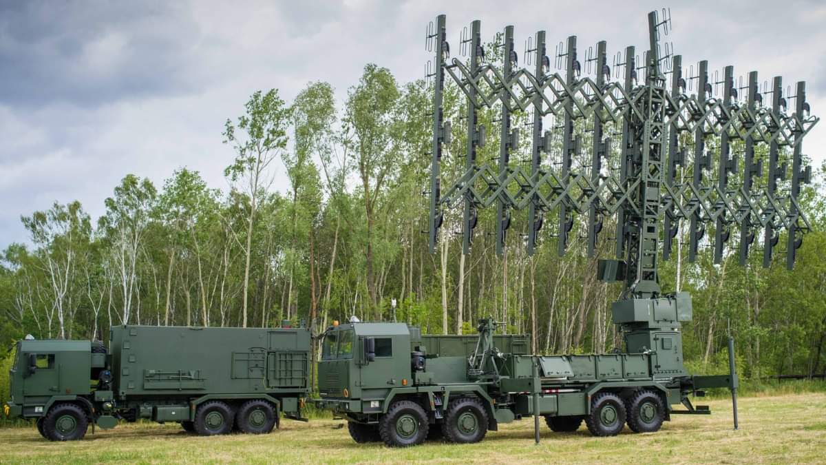 Trials of a new P-18PL radar completed in Poland