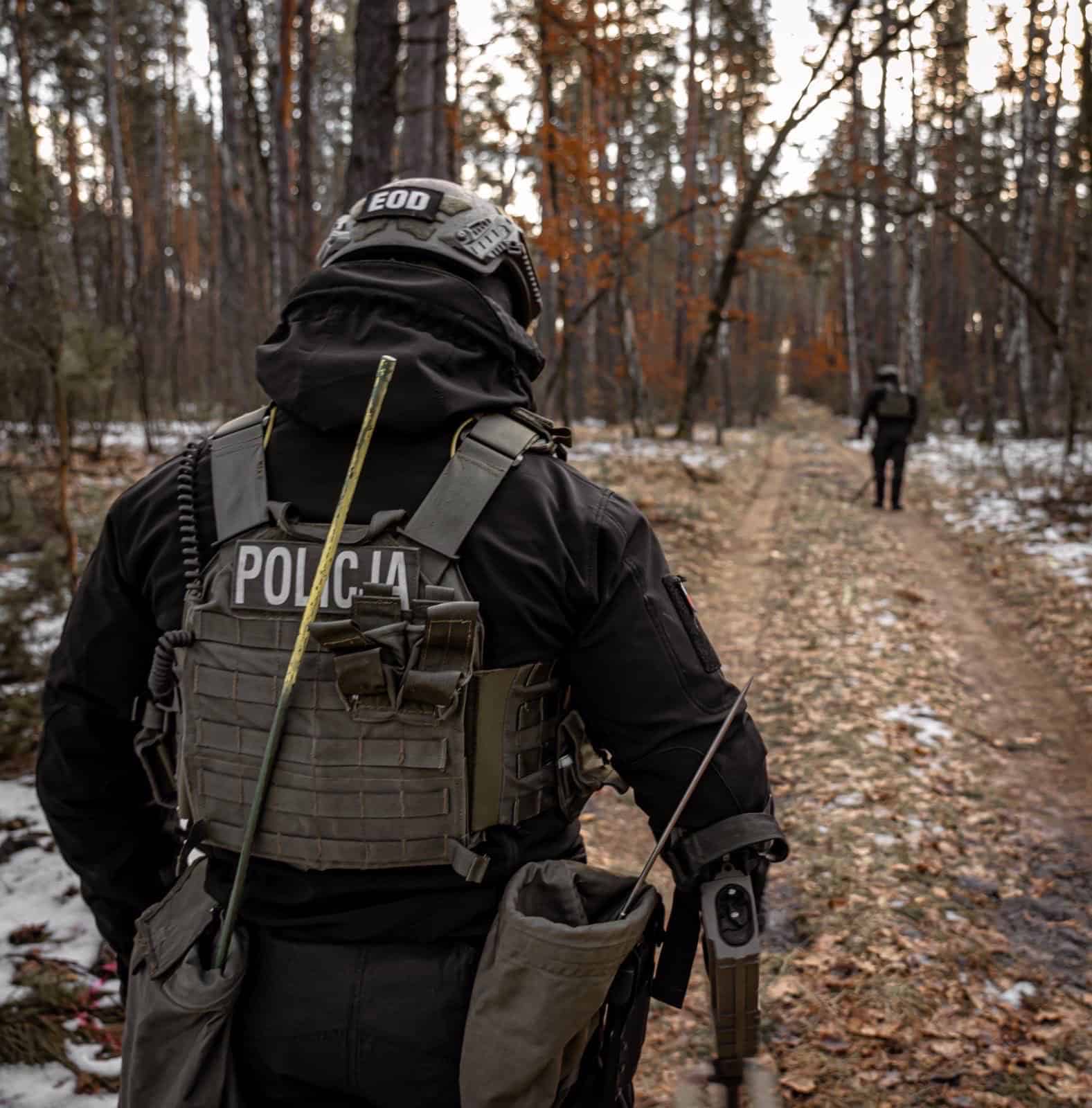 Польські поліцейські допомагали в розмінуванні деокупованих територій України