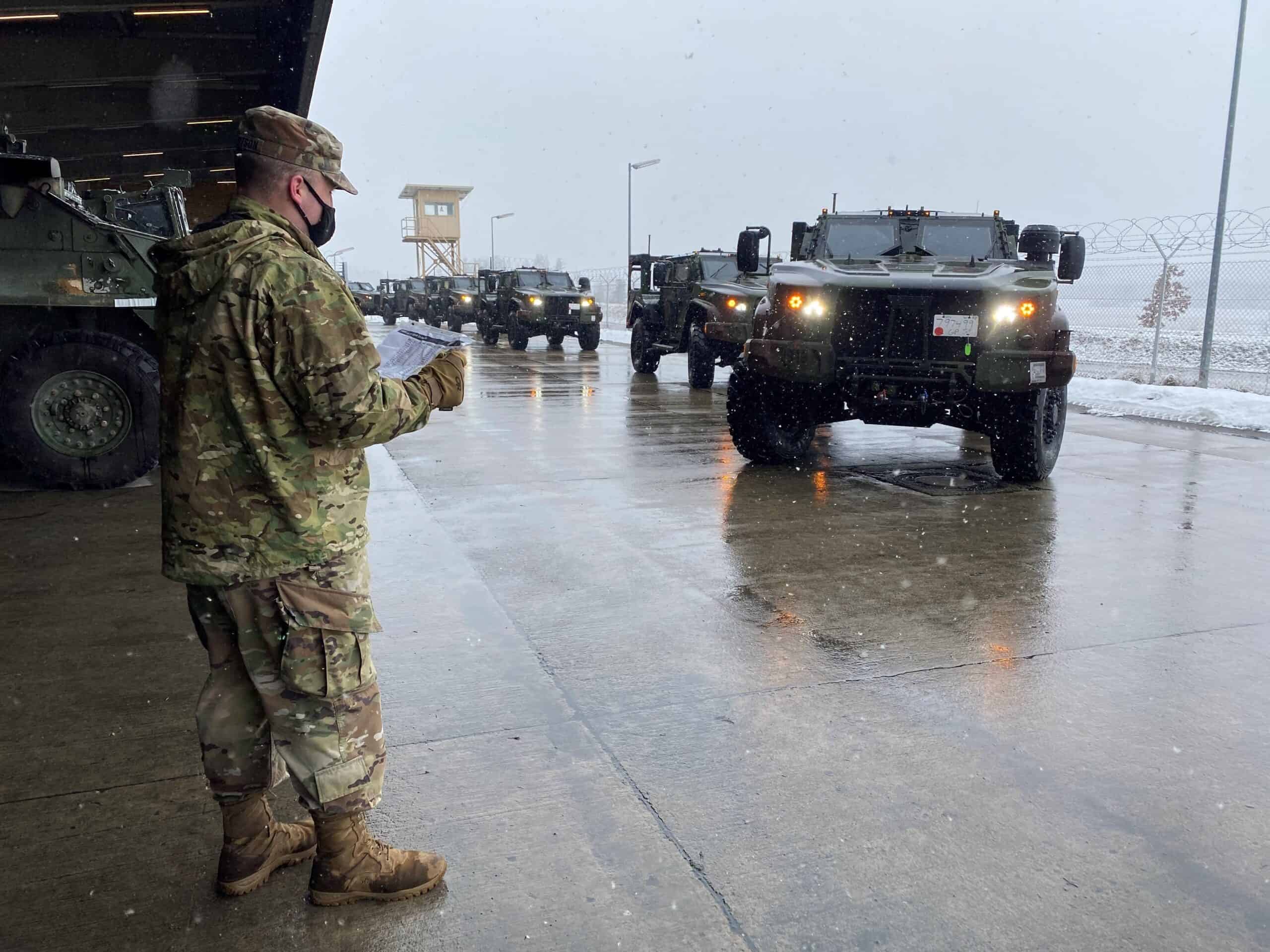 AM General otrzymał kontrakt na produkcję pojazdów opancerzonych JLTV