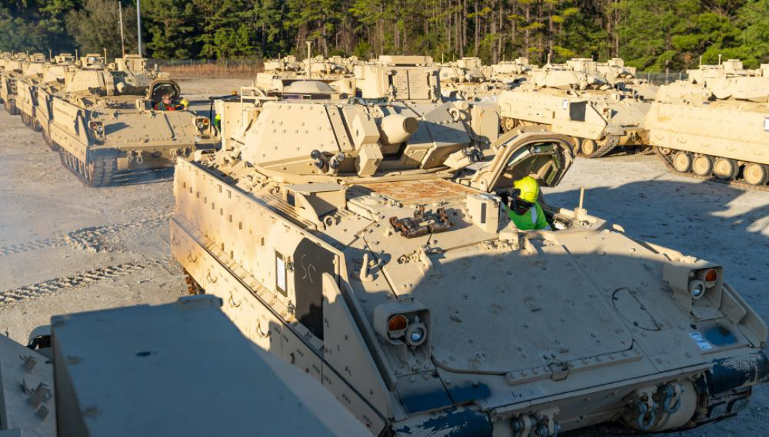 US demonstrate sending Bradley armoured fighting vehicles to Ukraine