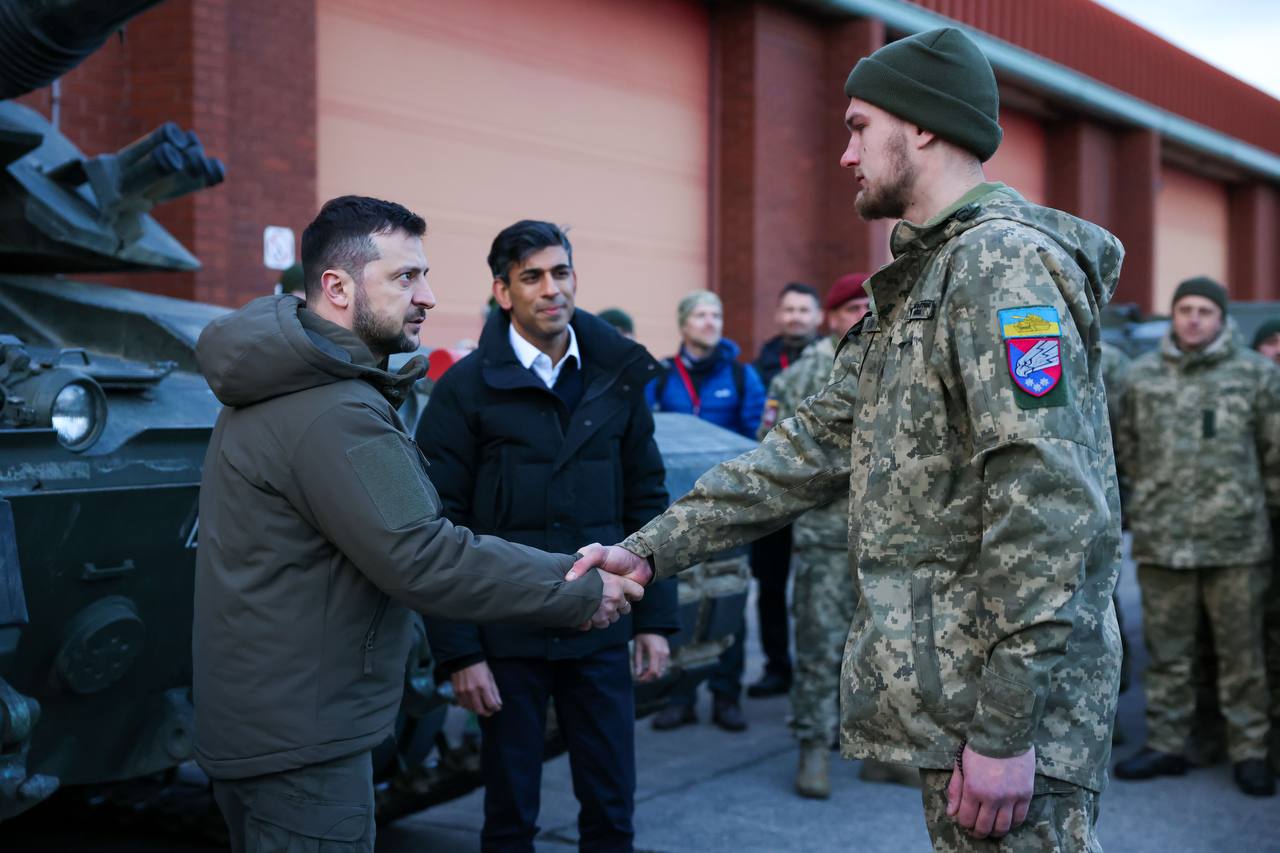 Танки Challenger 2 може отримати 25 повітрянодесантна бригада