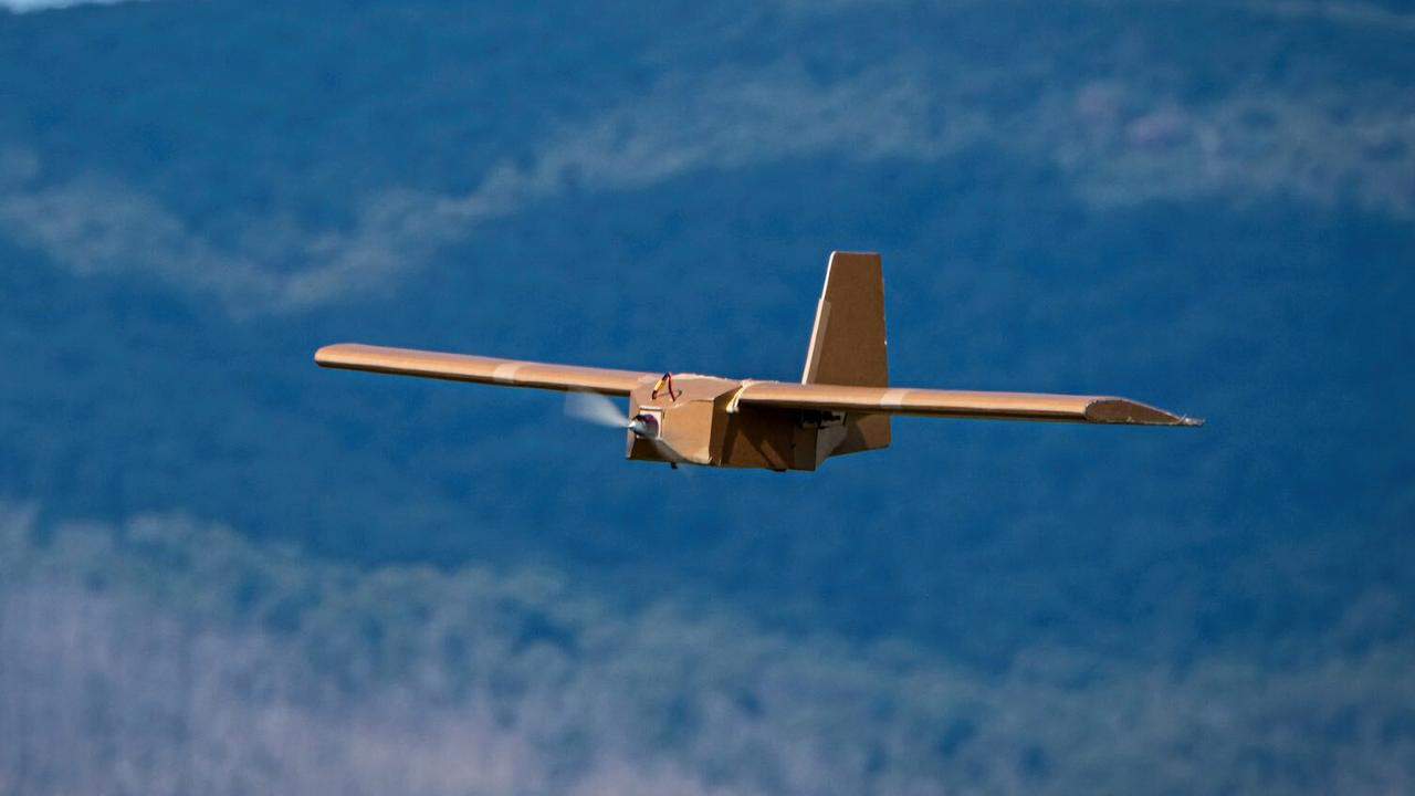 Ukrainian troops use disposable Australian drones made of cardboard