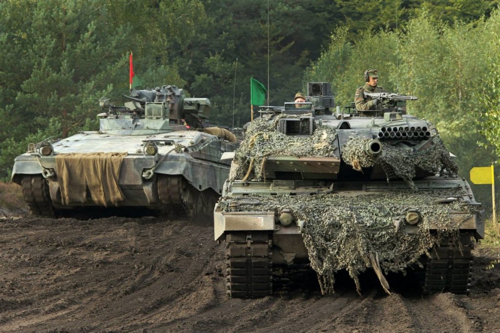 БМП Marder та танк Leopard 2A6 збройних сил Німеччини. Фото: Міністерство оборони Німеччини 