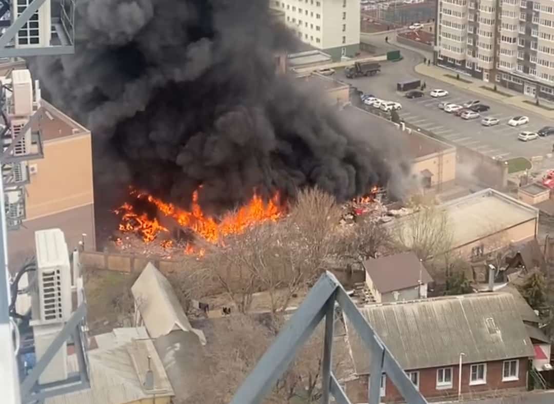 The building of the Border Service of the Russian Federation’s Federal Security Service in Rostov, Russia, is on fire