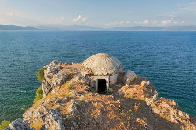 Бункеризація Албанії: чого боявся Енвер Ходжа