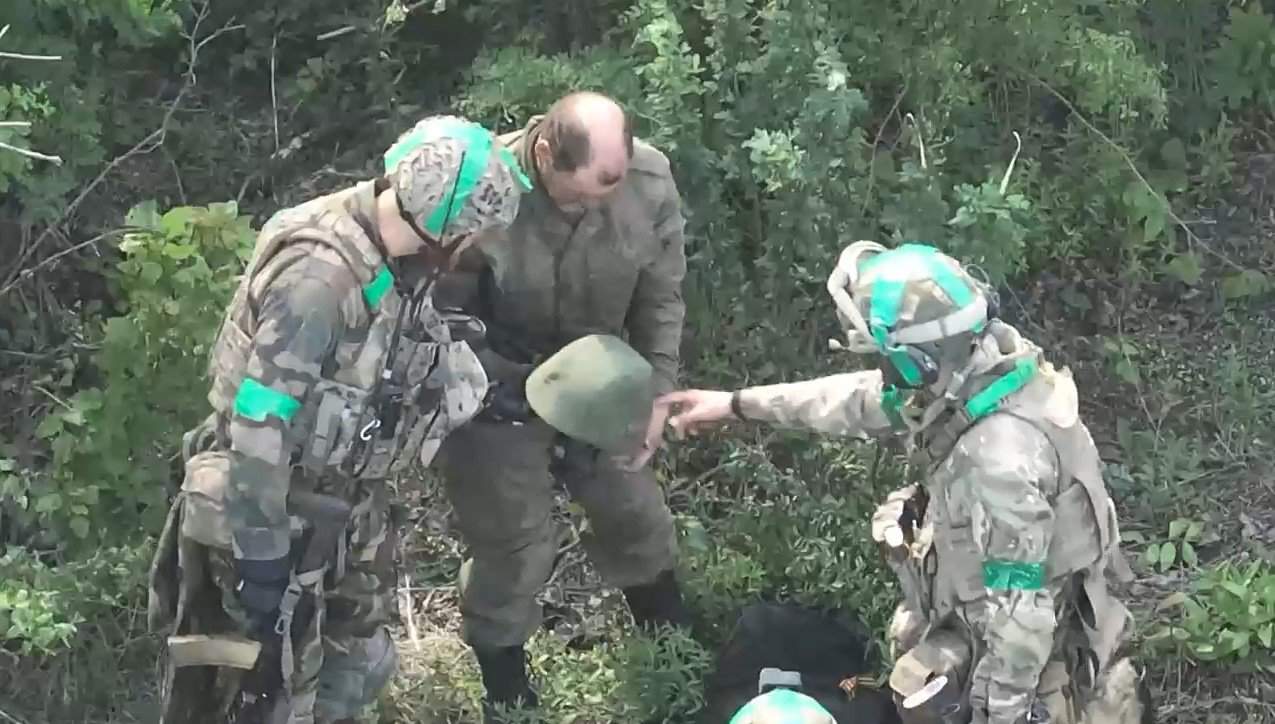 Ukrainian 3rd assault brigade seizes prisoners in attack on Russian positions