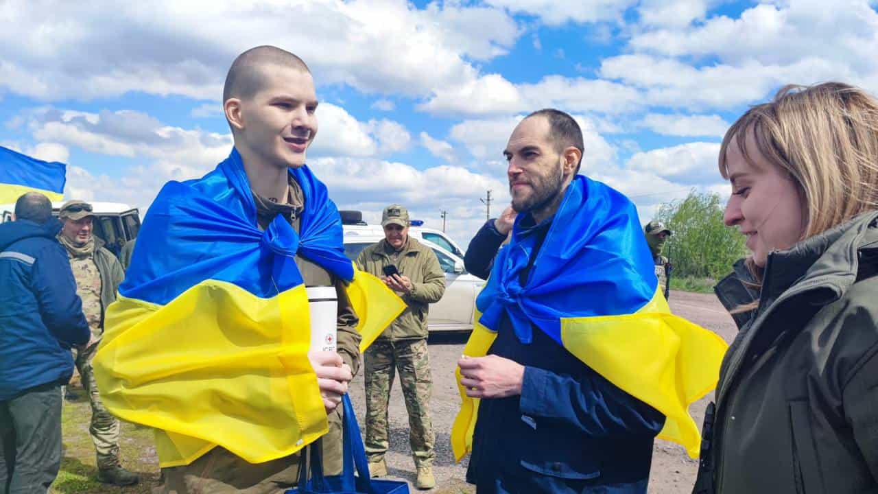 Визволені з полону військовослужбовці отримають право на демобілізацію