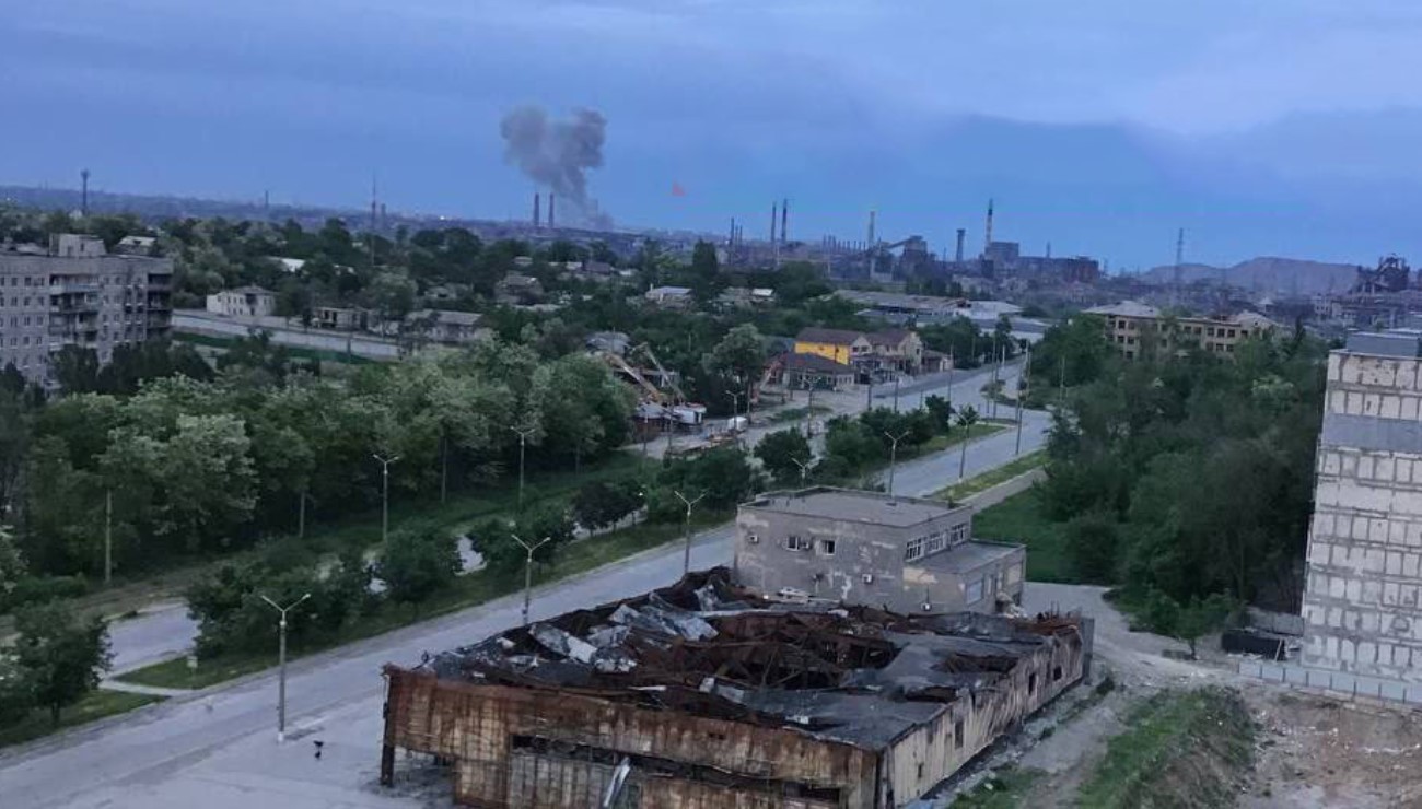 Strikes hit Russian objects in Azovstal area