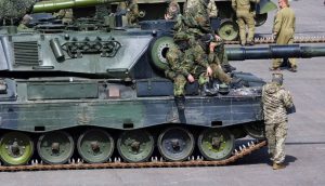 Aid from Germany: 10 Leopard 1A5 tanks and artillery ammunition