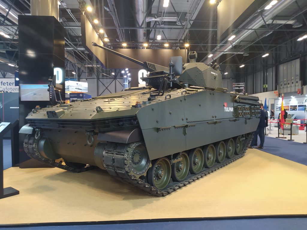 Бойова машина піхоти TULPAR турецької компанії Otokar на виставці FEINDEF, травень 2023 року. Фото: «Мілітарний».