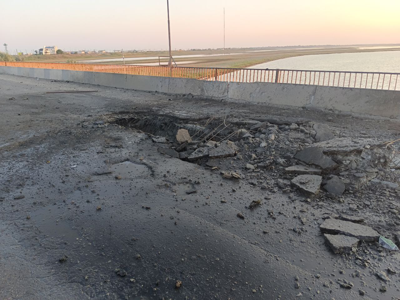 The Chonhar Bridge was blown up in Crimea