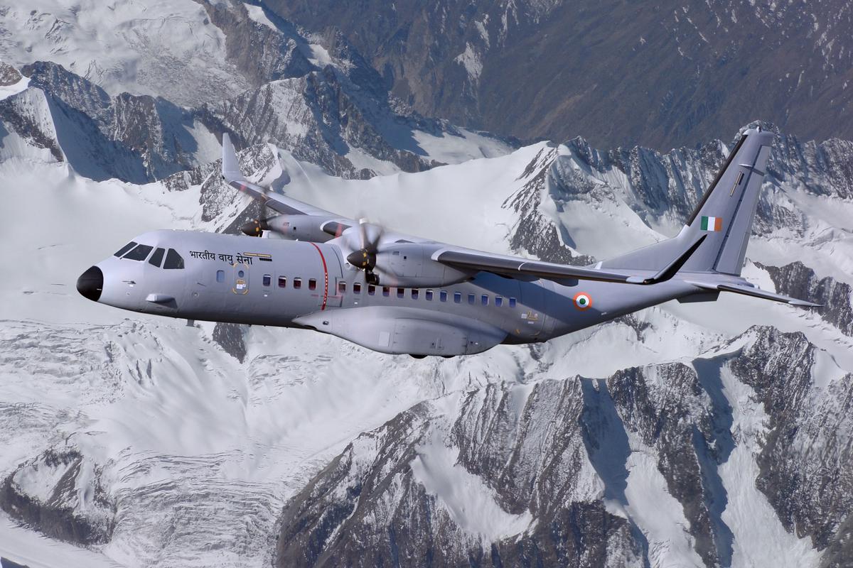 Перший індійський C-295 здійснив дебютний політ