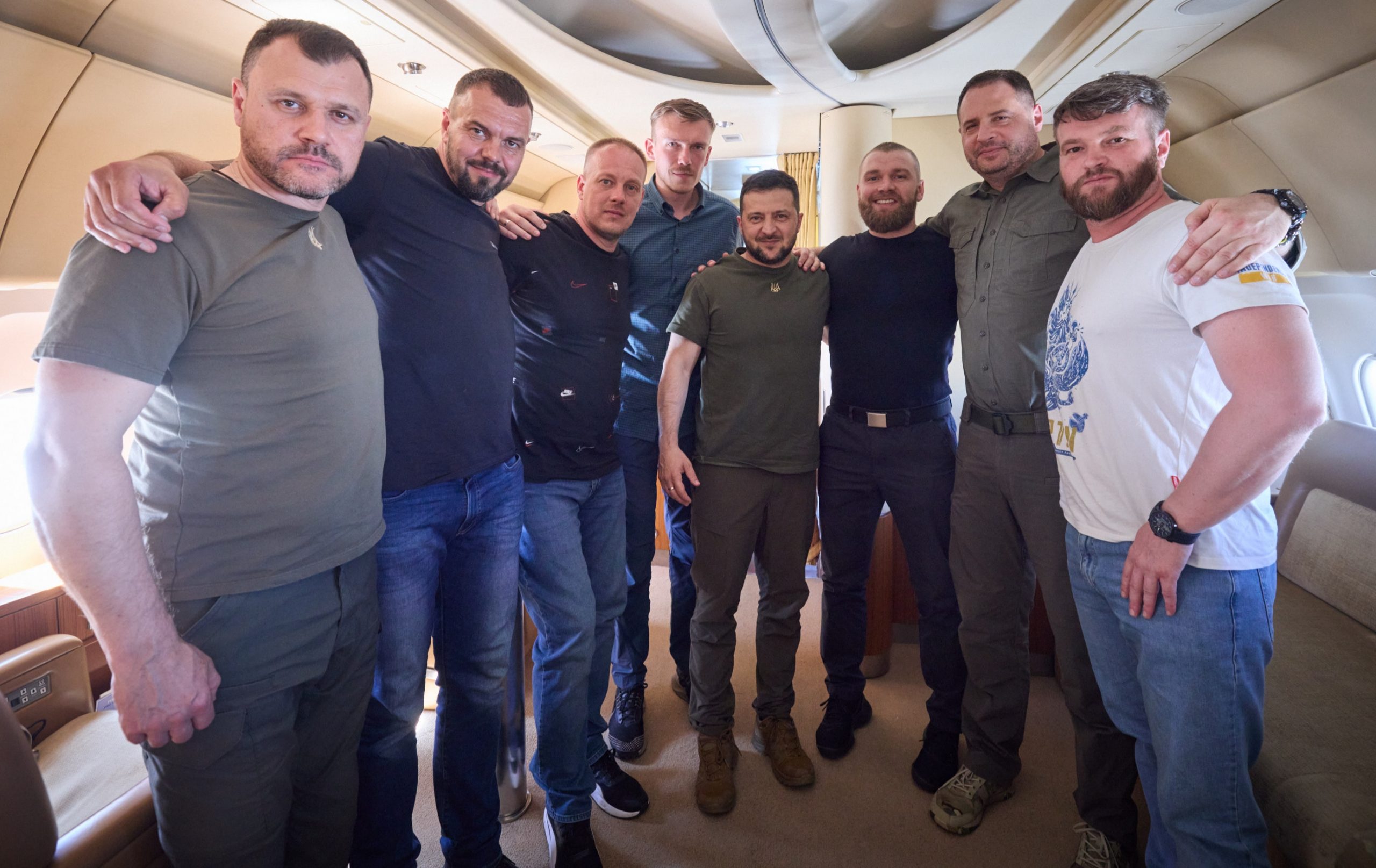 Commanders of the defenders of Mariupol are returning from Turkey