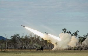 Уряд Австралії схвалив закупівлю ракет великої дальності