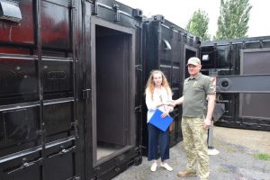 Border guards received military dugouts from the USA