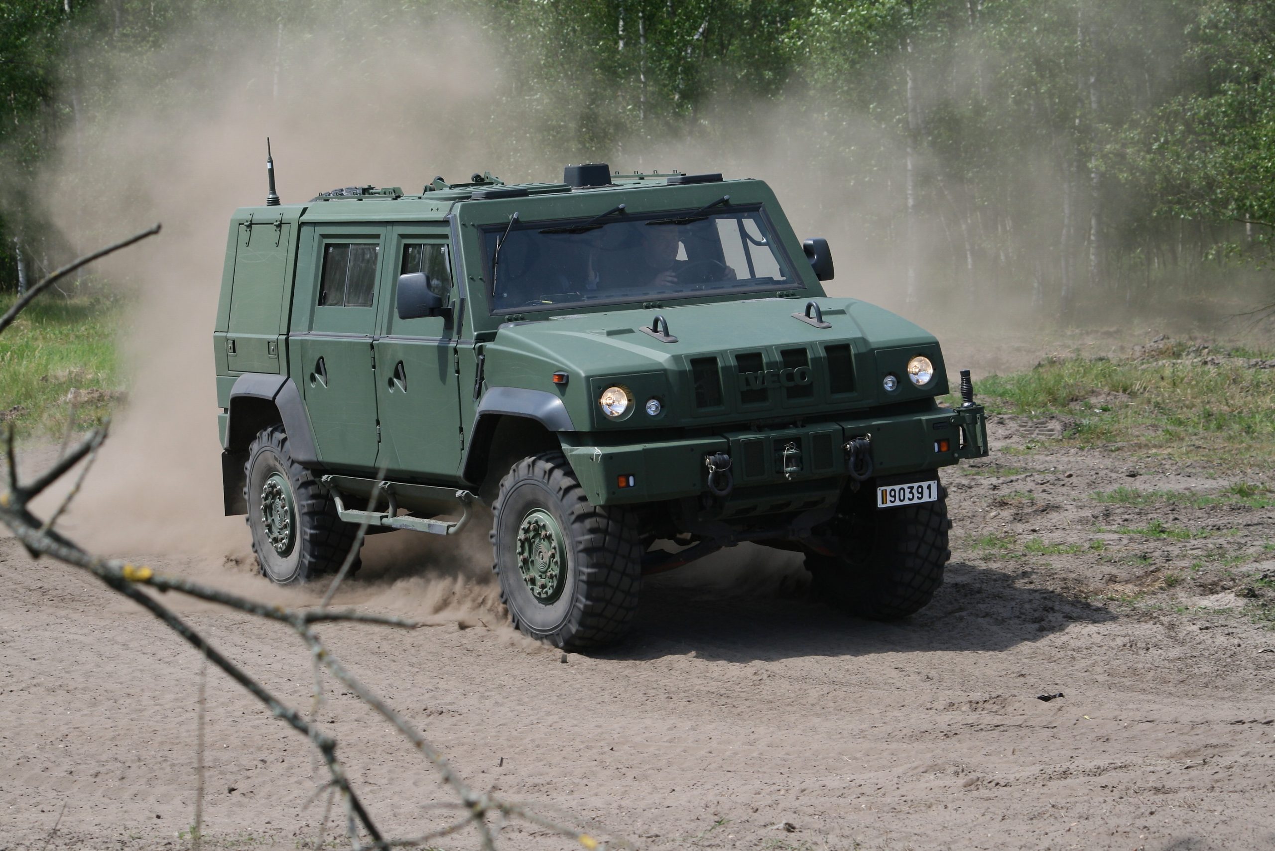 Belgium continues to provide military vehicles to Ukraine