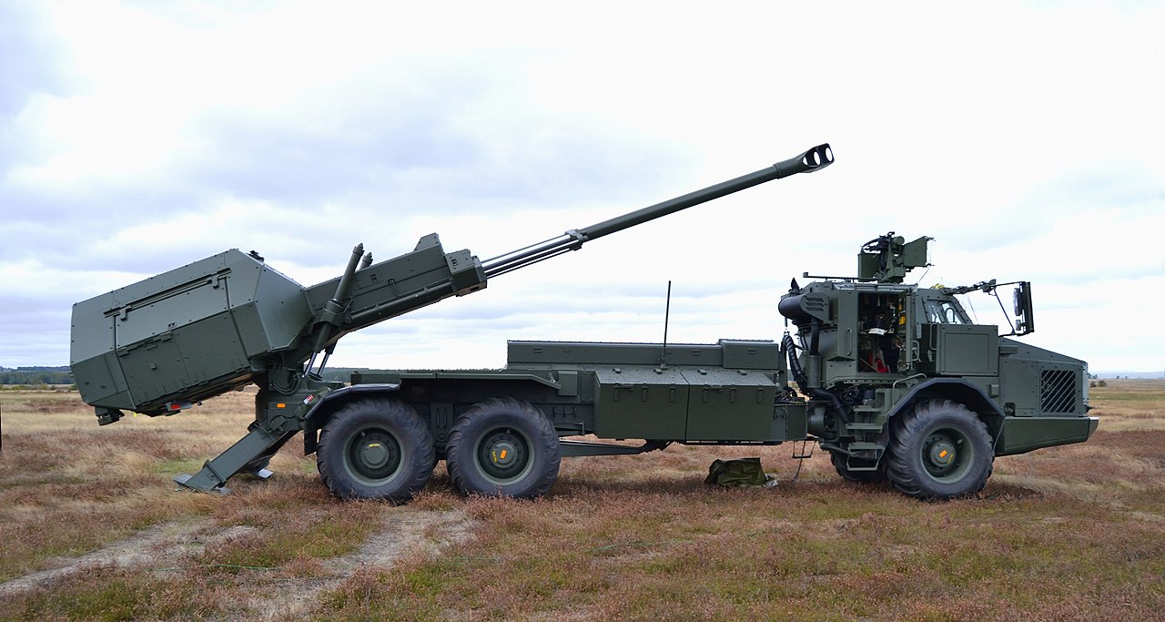 45th Artillery Brigade receives Swedish Archer self-propelled guns