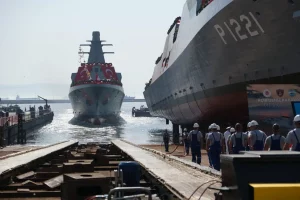 У Туреччині передали корвет Пакистану та спустили на воду два судна для національних ВМС