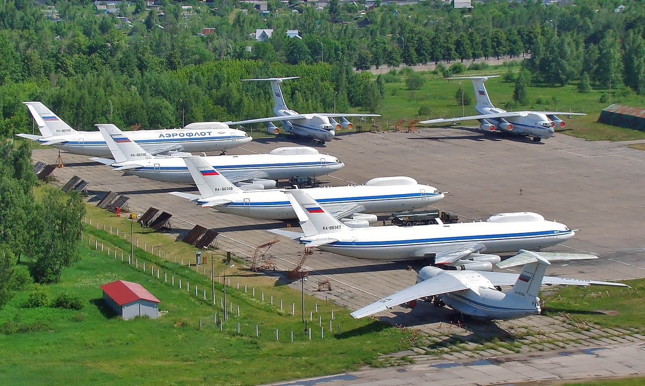 Saboteadores Dañaron Aviones y Un Helicóptero De Combate Ruso