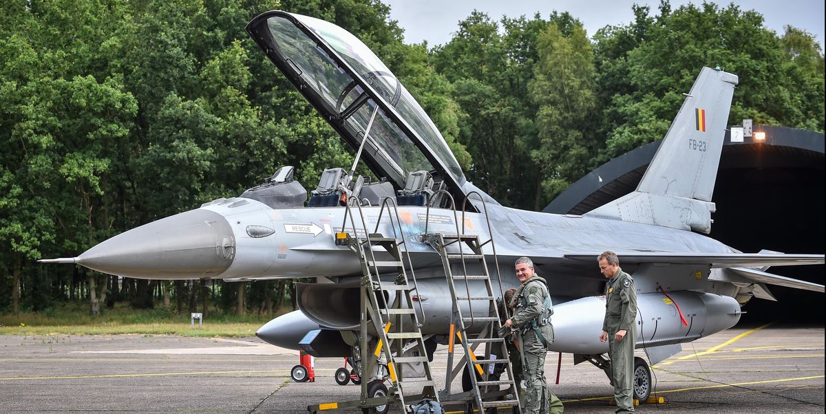 Belgium to provide F-16s for training of Ukrainian pilots