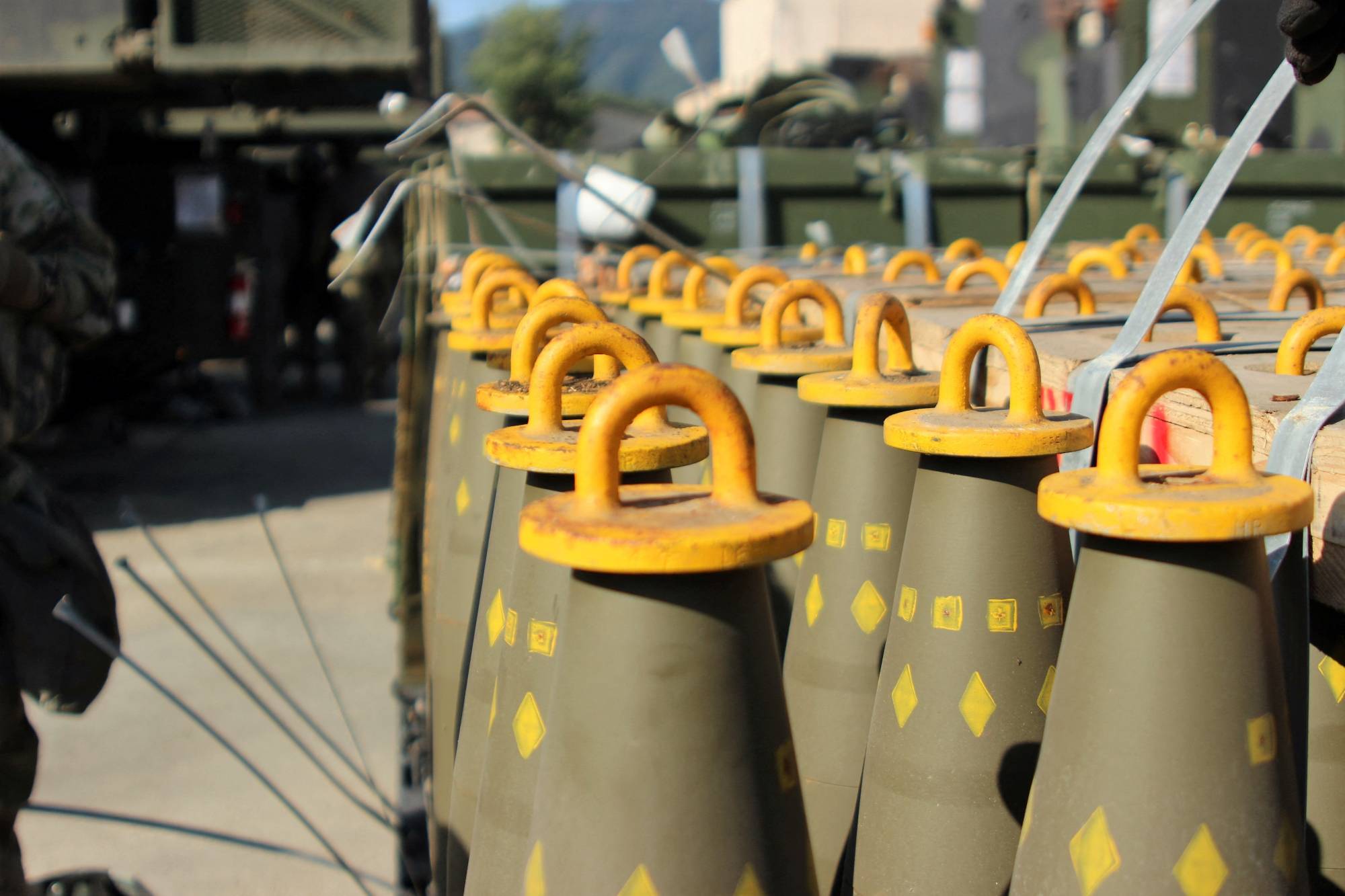 The US is preparing a new batch of cluster munitions for Ukraine