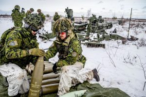 Канада закликає до збільшення виробництва артилерійських снарядів через великий дефіцит 