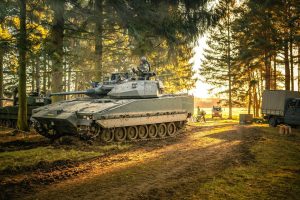 Швеція розробляє нову версію БМП CV90