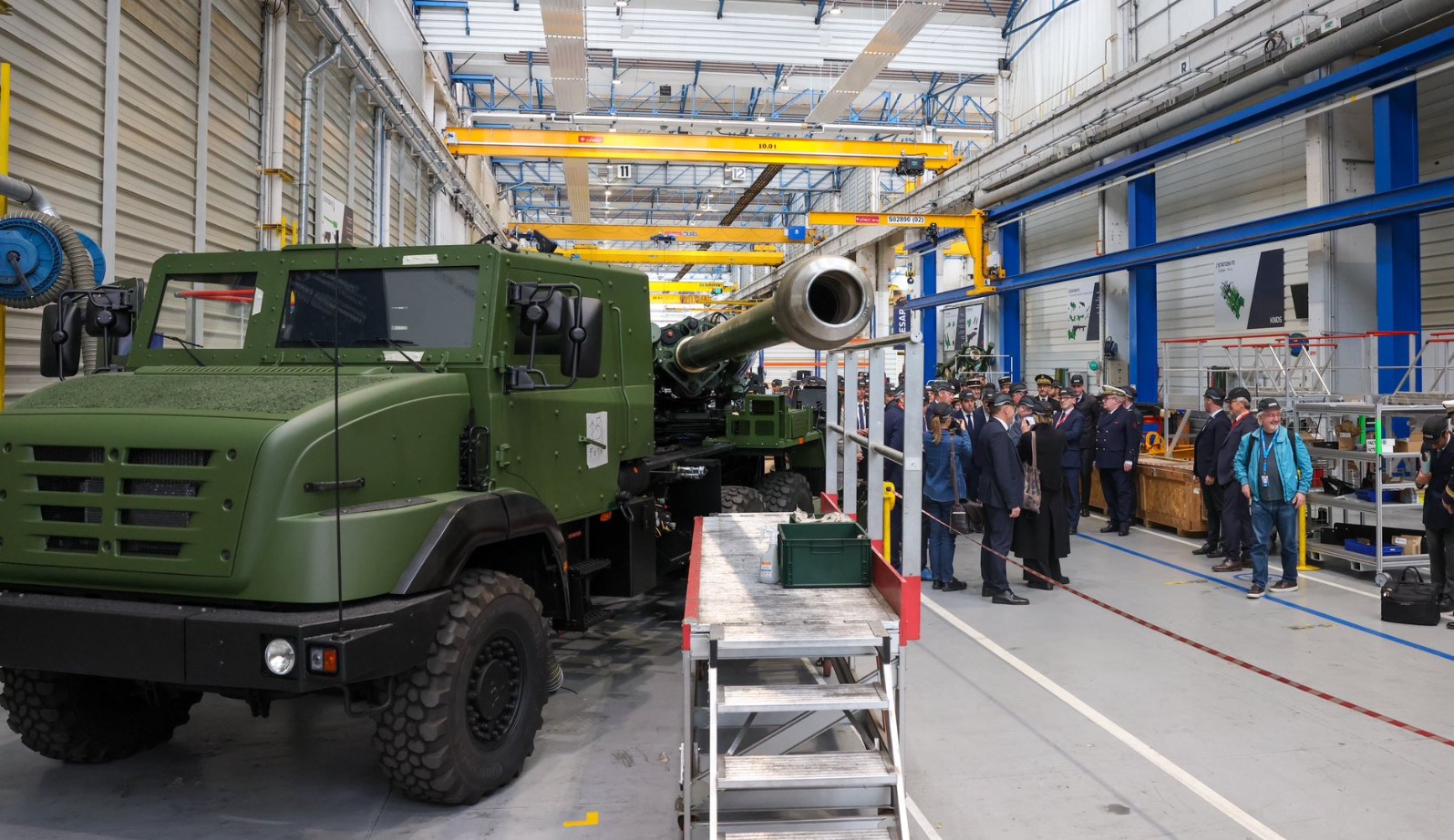 Франція оплатить лише частину із замовлених Caesar, однак передасть авіабомби AASM