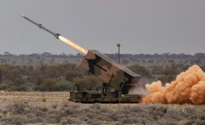 До Польщі доставили ЗРК NASAMS, який передадуть Україні