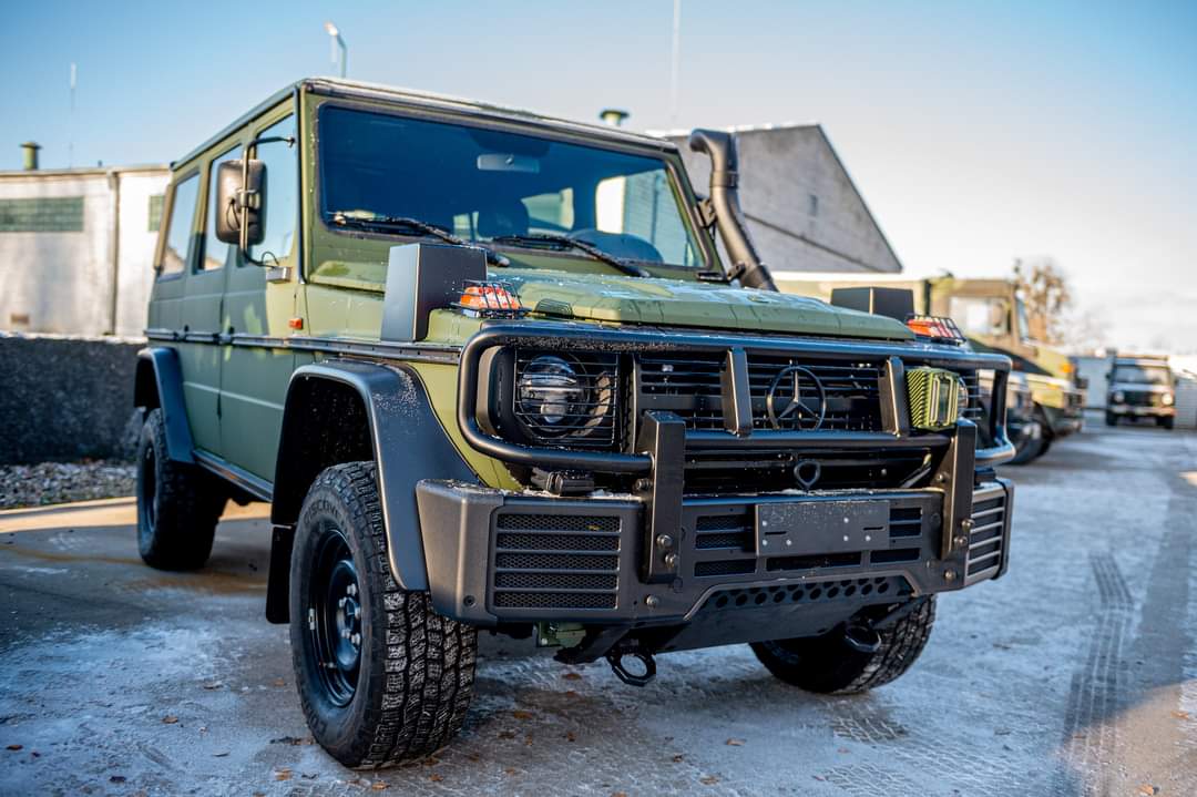 Армія Литви отримала першу партію позашляховиків Mercedes-Benz G 350