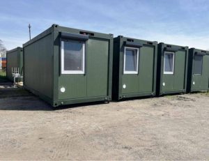 The Ministry of Defense has handed over air-conditioned housing modules with showers to the military