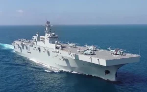 Китай посилює надводний флот новим десантним кораблем проєкту Type 075