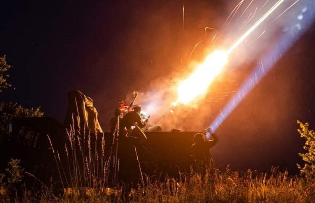 Come Back Alive Foundation handed over 200 searchlights for STSS anti-aircraft teams