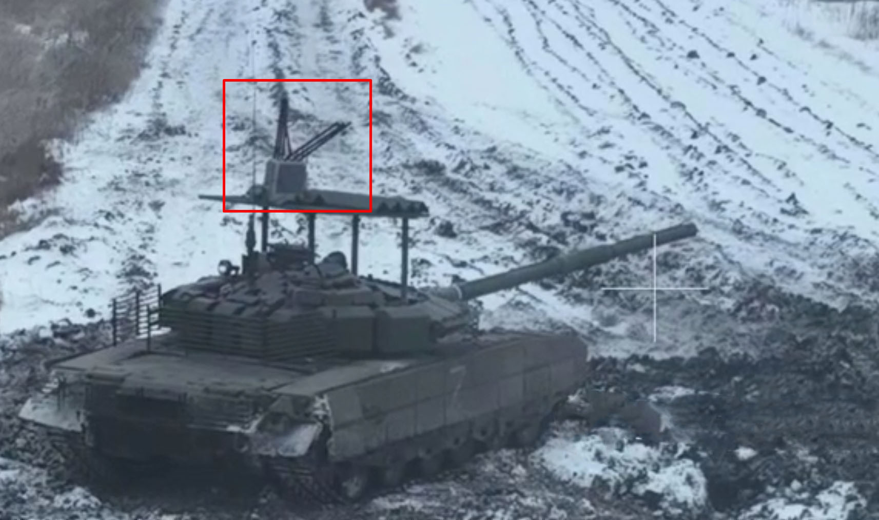 Russian Invaders Unveil Sania EW System on T-80BVM Tanks