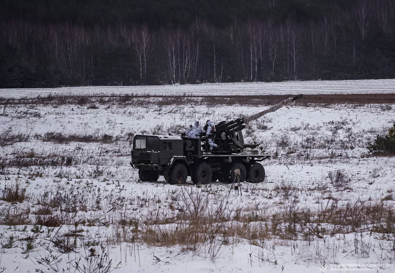 100-мм гармата КС-19 на шасі MAN M1001 8×8 збройних сил України, січень 2024 року.