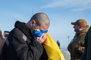 207 Ukrainian citizens returned from Russian captivity